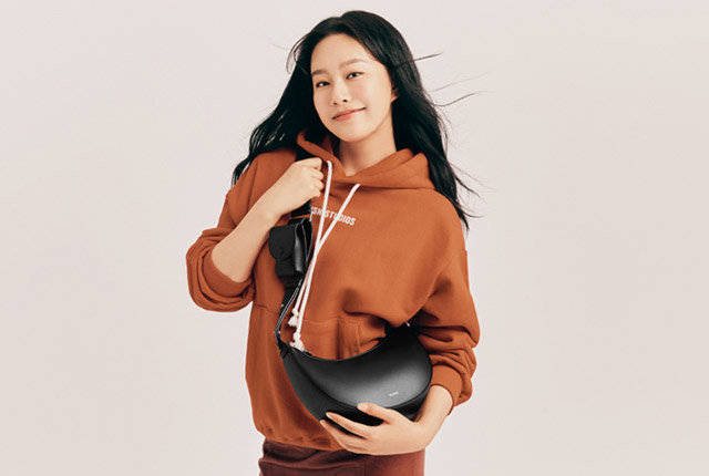 orYANY■ニューラムゼイショルダー クロスバックBLACK ニューラムゼーショルダーM - Oryany | 60% - アジア