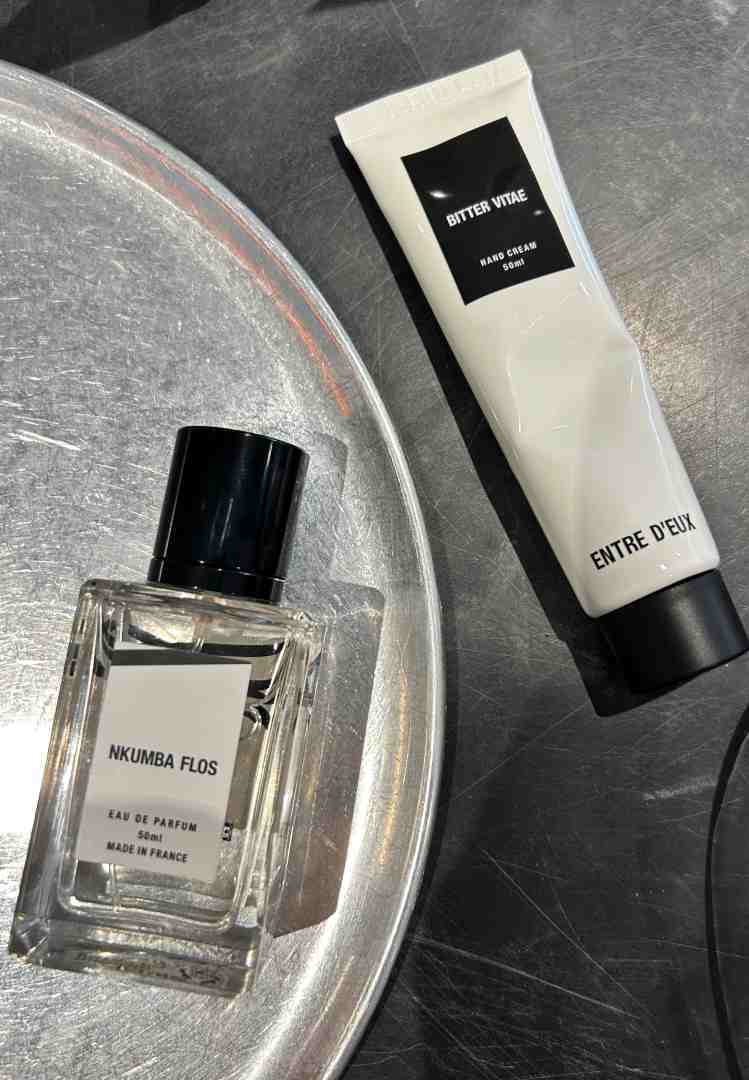yin　AMBRETTE オードパルファム 25ml AMBRETTE 9 – ル ラボ 公式オンラインショップ