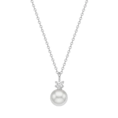 Soft Pearl Necklace