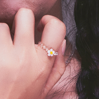 daisy beads-ring