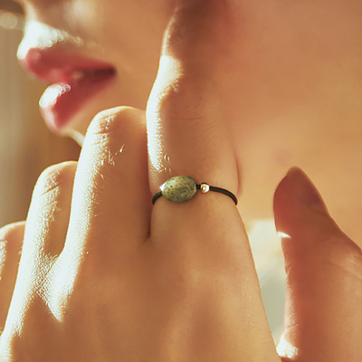 [설인아 착용] silver labradorite band-ring