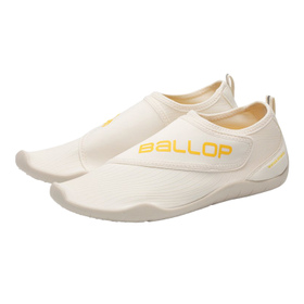 White hotsell aqua shoes