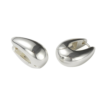 [ITZY 채령, 김고은, 강민경 착용] water drop one-touch earring : White