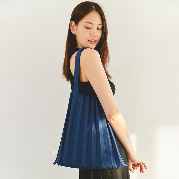 ショルダーバッグ パイル生地　オールブラック　（*:すもりん.☆） EFOLE（エフォル） ショルダーバッグ バッグ Drawstring shoulder bag