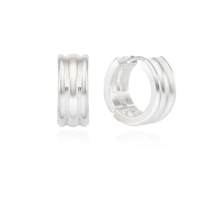 [셀럽 착용]Outstanding onetouch earring [Silver]
