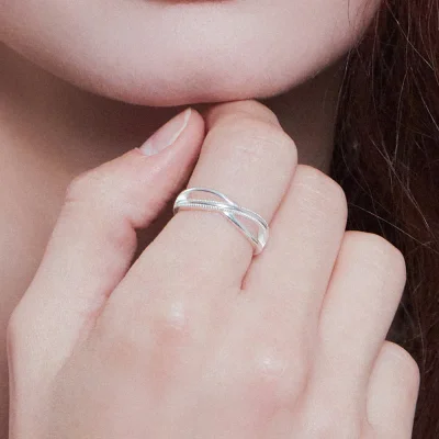 silver bold twist-ring