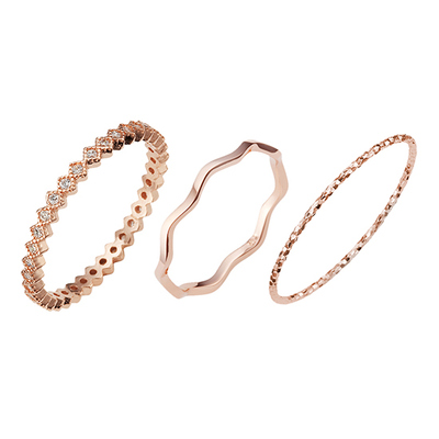 LAYERED RING-A